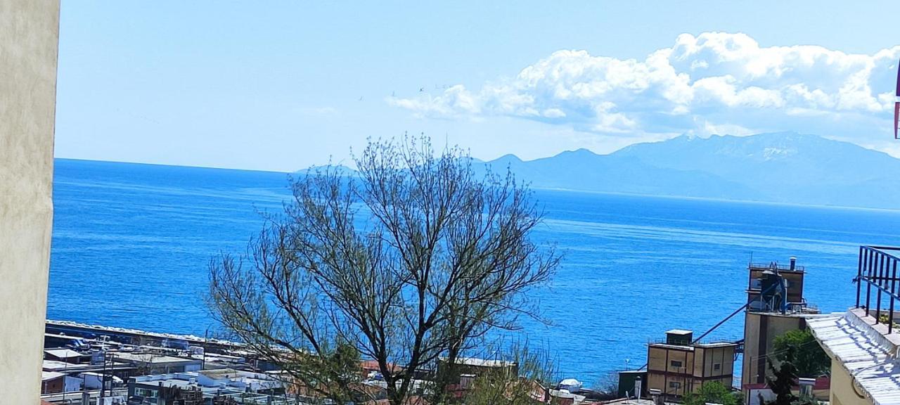 Evris House Color Suite Kavala Bagian luar foto