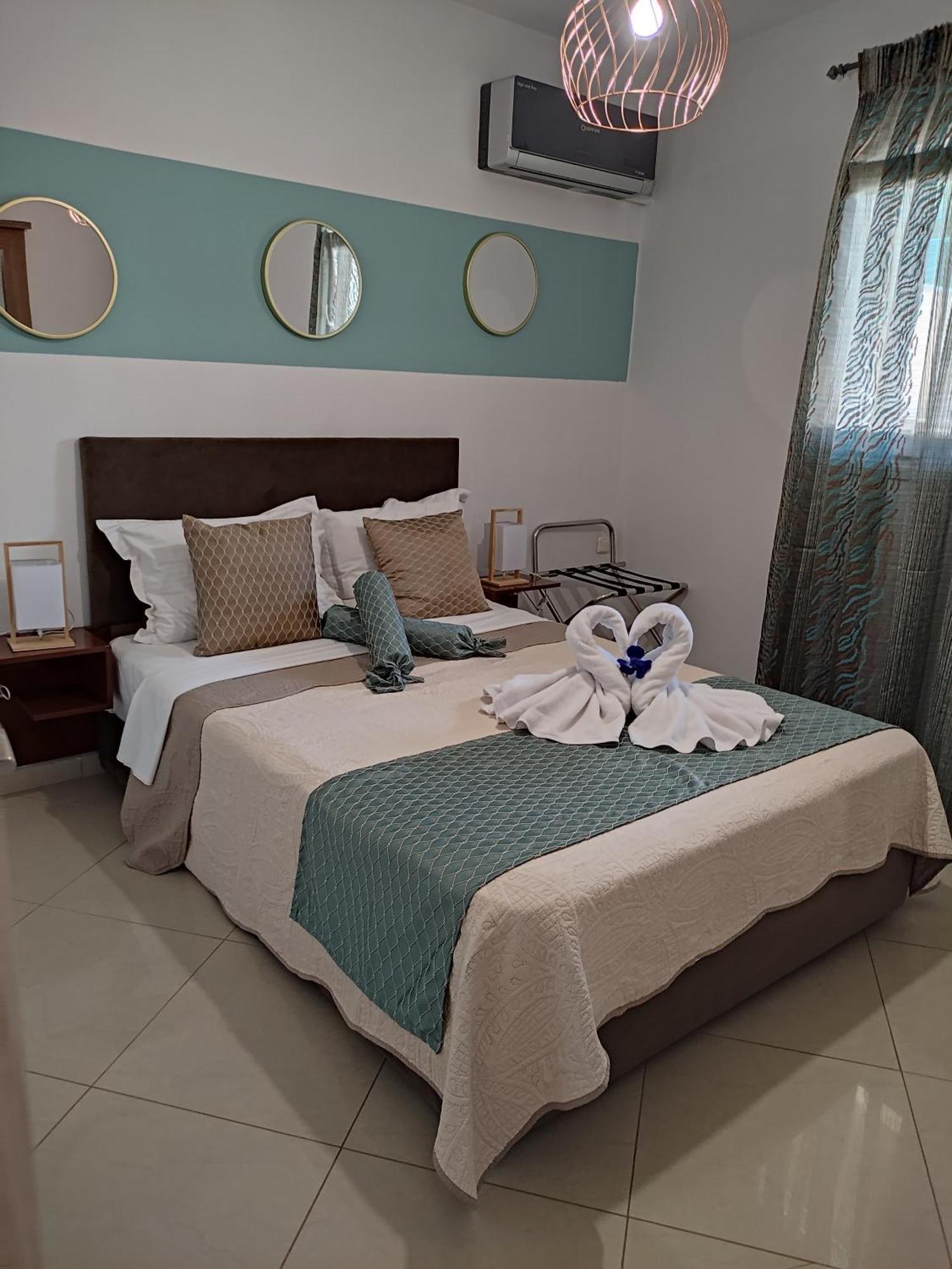 Evris House Color Suite Kavala Ruang foto