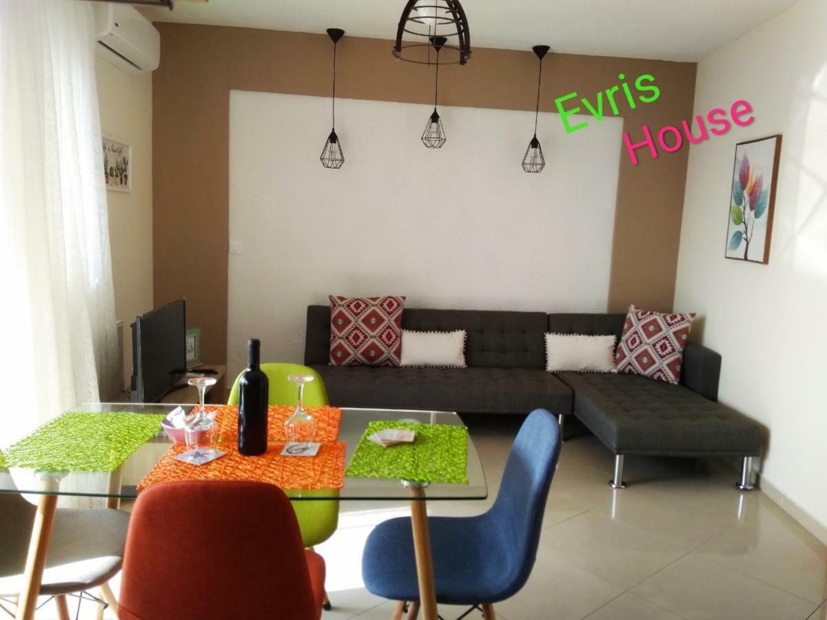 Evris House Color Suite Kavala Bagian luar foto